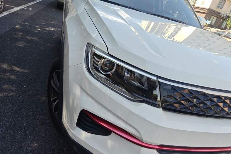 Used CHANGAN CS35PLUS 2021 Honor Million Edition 1.6L CVT Elite Model Right Front Headlight