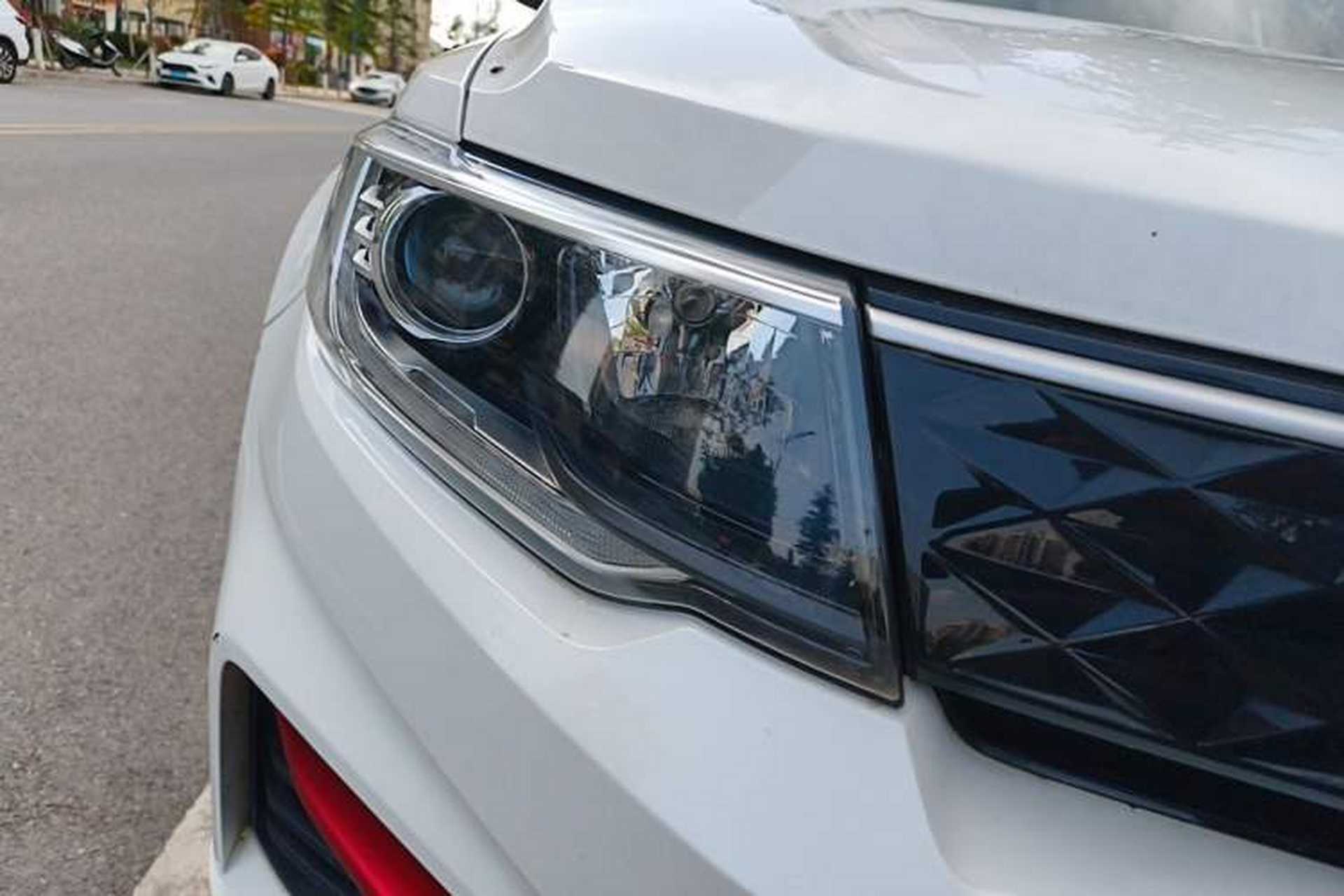 Used CHANGAN CS35PLUS 2021 Honor Million Edition 1.6L Manual Luxury Model Right Front Headlight