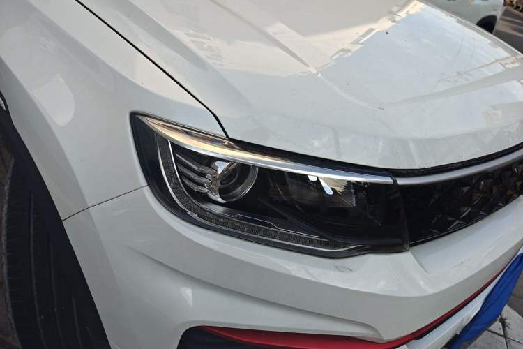 Used CHANGAN CS35PLUS 2021 Honor Million Edition 1.6L Manual Elite Model Right Front Headlight
