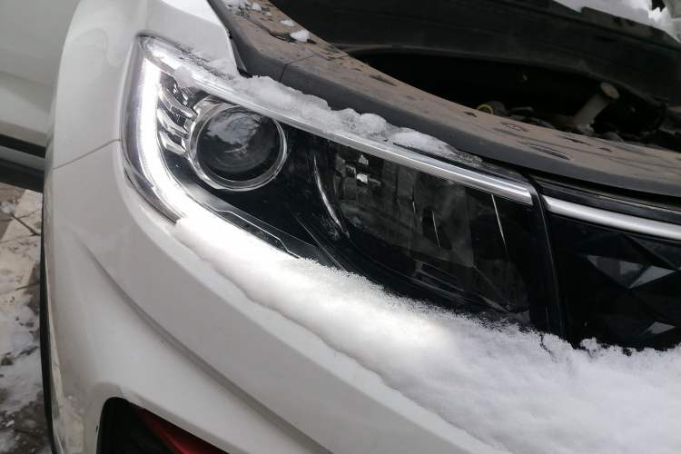 Used CHANGAN CS35PLUS 2021 Honor Million Edition 1.6L CVT Elite Model Right Front Headlight