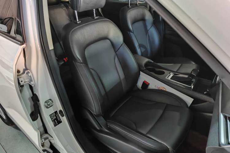Used CHANGAN CS35PLUS 2021 Honor Million Edition 1.6L CVT Elite Model Right Front Seat