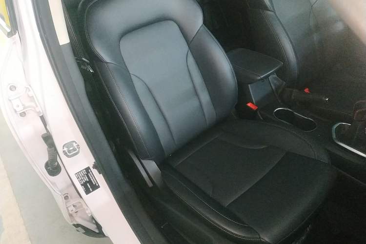 Used CHANGAN CS35PLUS 2021 Honor Million Edition 1.6L Manual Luxury Model Right Front Seat