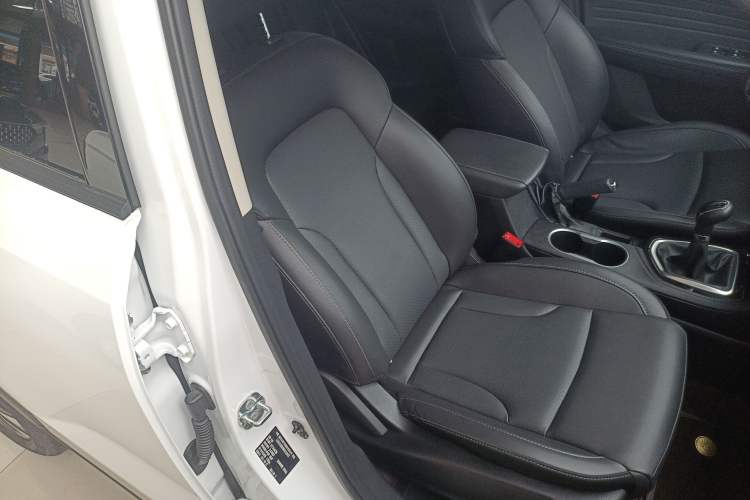 Used CHANGAN CS35PLUS 2021 Honor Million Edition 1.6L Manual Luxury Model Right Front Seat