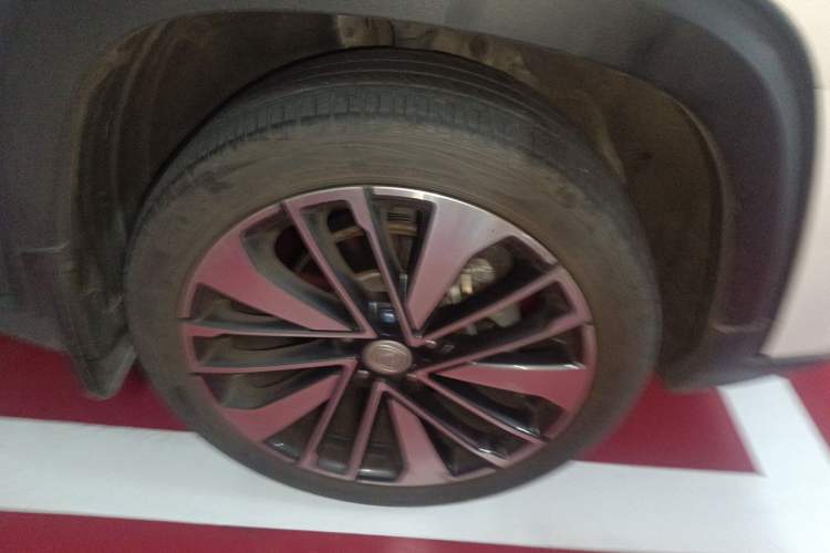 Used CHANGAN CS35PLUS 2021 Revised Version Blue Whale NE 1.4T DCT Prestige Edition Right Front Wheel Hub