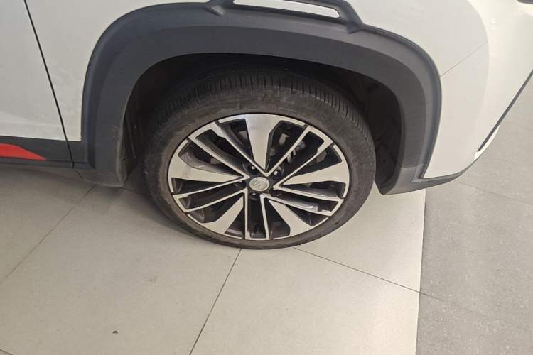 Used CHANGAN CS35PLUS 2021 Revised Version Blue Whale NE 1.4T DCT Prestige Edition Right Front Wheel Hub
