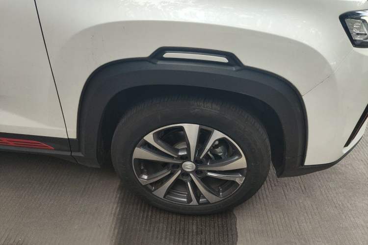 Used CHANGAN CS35PLUS 2021 Revised Version Blue Whale NE 1.4T DCT Luxury Edition Right Front Wheel Hub