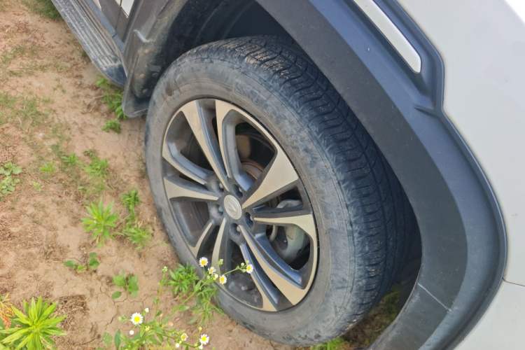 Used CHANGAN CS35PLUS 2021 Honor Million Edition 1.6L CVT Luxury Model Right Front Wheel Hub