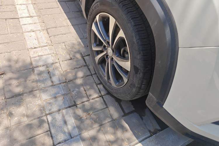 Used CHANGAN CS35PLUS 2021 Honor Million Edition 1.6L Manual Luxury Model Right Front Wheel Hub
