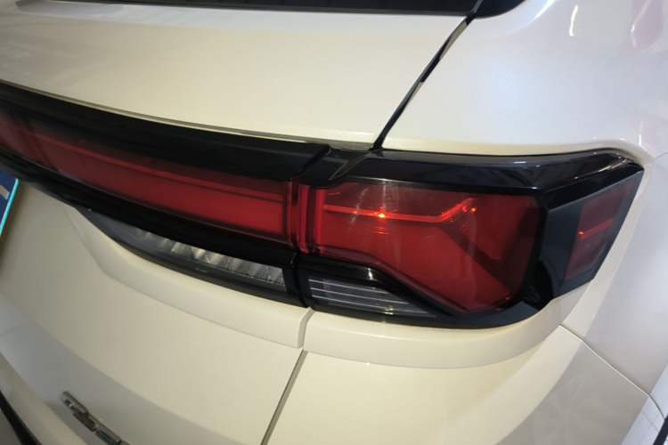 Used CHANGAN CS35PLUS 2021 Revised Version Blue Whale NE 1.4T DCT Luxury Edition Right Rear Taillight