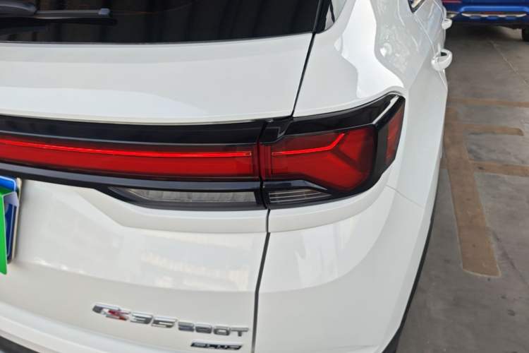 Used CHANGAN CS35PLUS 2021 Revised Version Blue Whale NE 1.4T DCT Luxury Edition Right Rear Taillight