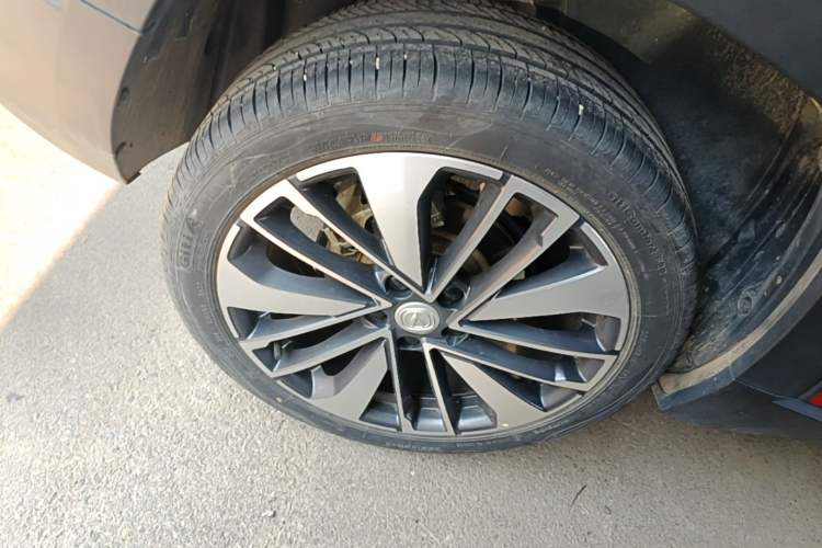 Used CHANGAN CS35PLUS 2021 Blue Whale NE 1.4T DCT Prestige Model Right Rear Wheel Hub