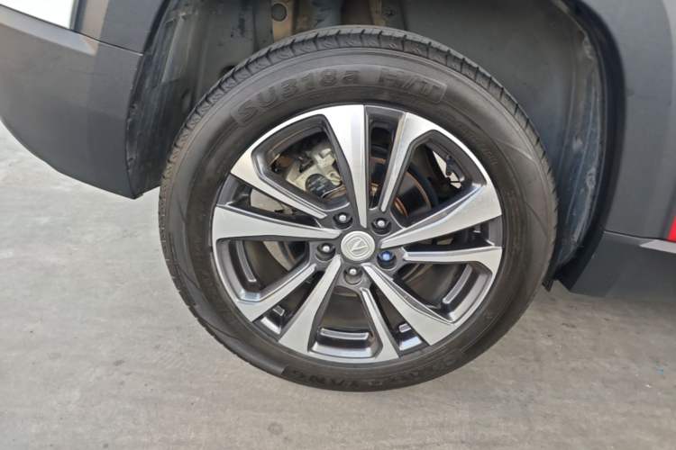 Used CHANGAN CS35PLUS 2021 Revised Version Blue Whale NE 1.4T DCT Luxury Edition Right Rear Wheel Hub