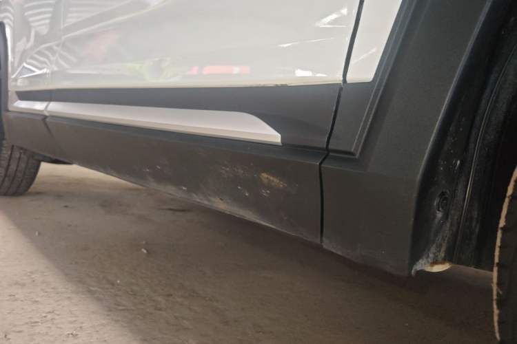 Used CHANGAN CS35PLUS 2021 Honor Million Edition 1.6L CVT Elite Model Right Side Sill