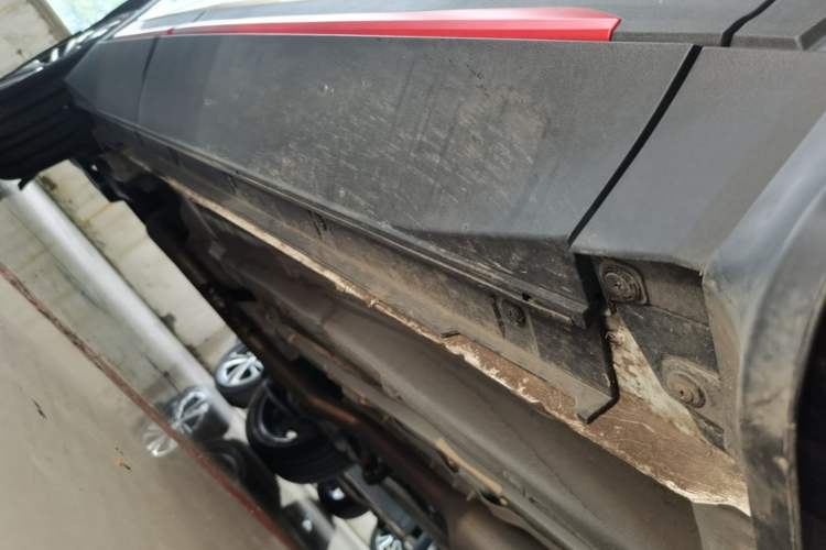Used CHANGAN CS35PLUS 2021 Blue Whale NE 1.4T DCT Prestige Model Right Side Sill