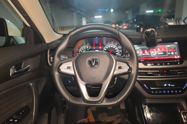 Used CHANGAN CS35PLUS 2021 Revised Version Glory Million Edition 1.6L Manual Luxury Edition Steering Wheel