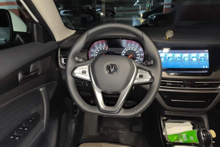 Used CHANGAN CS35PLUS 2021 Honor Million Edition 1.6L Manual Luxury Model Steering Wheel