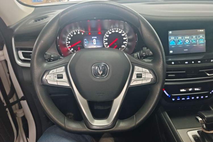 Used CHANGAN CS35PLUS 2021 Honor Million Edition 1.6L CVT Elite Model Steering Wheel
