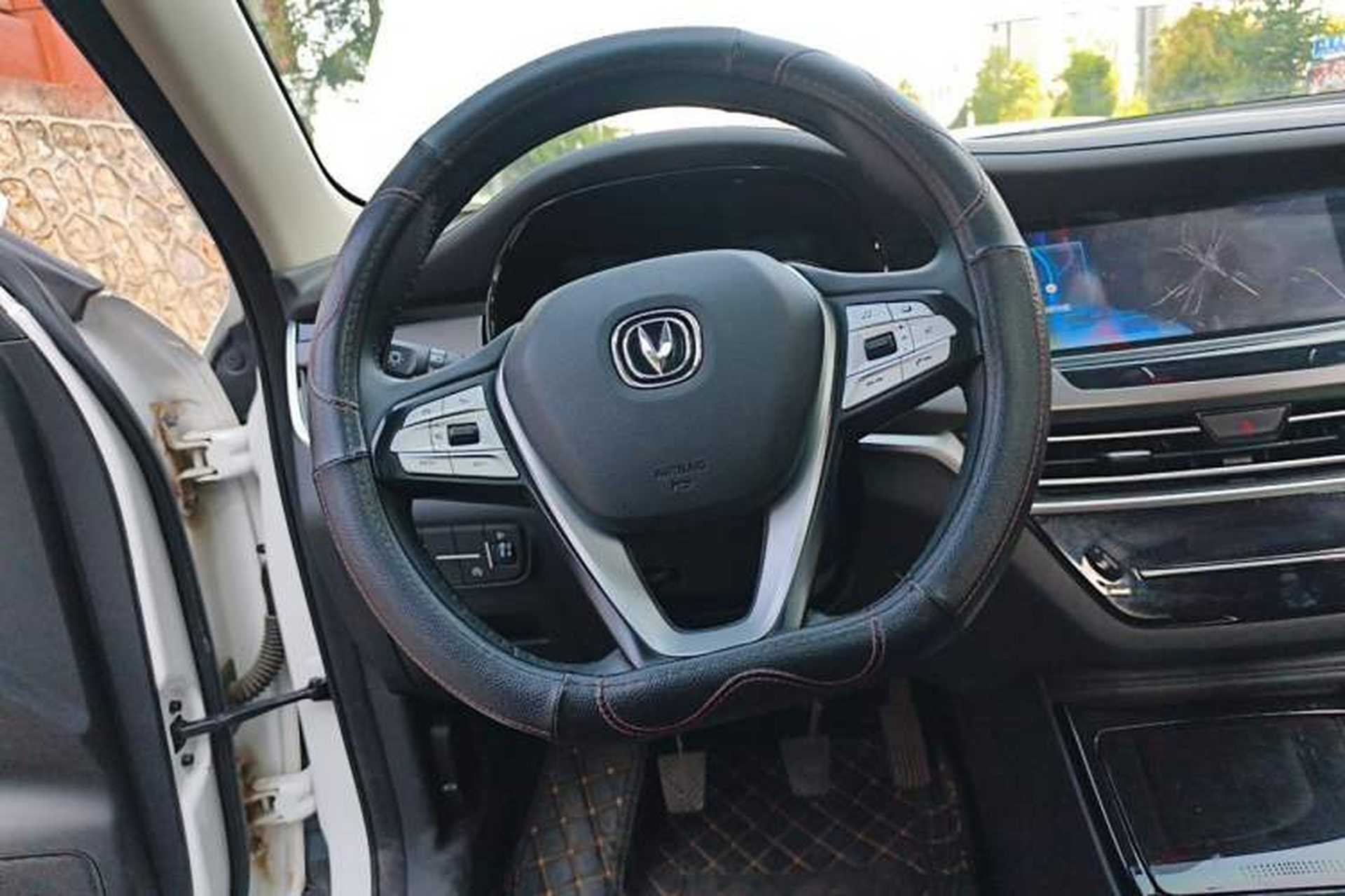 Used CHANGAN CS35PLUS 2021 Honor Million Edition 1.6L Manual Luxury Model Steering Wheel