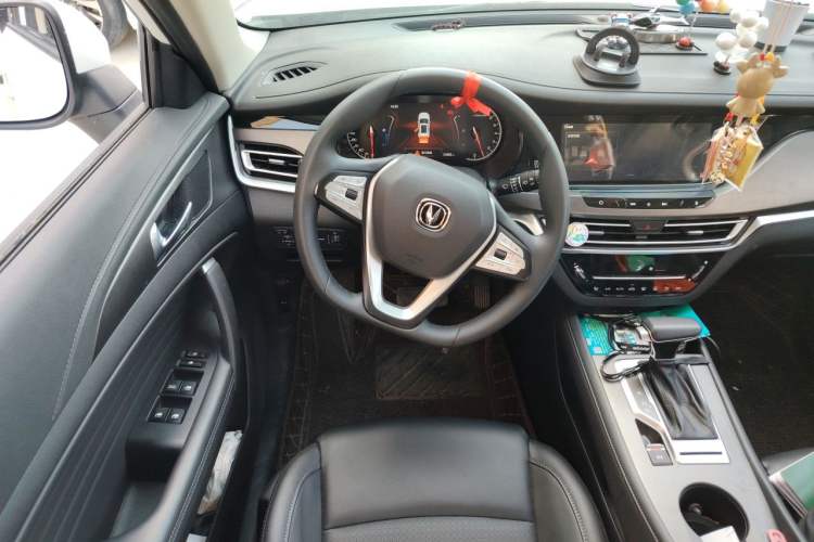 Used CHANGAN CS35PLUS 2021 Honor Million Edition 1.6L CVT Luxury Model Steering Wheel
