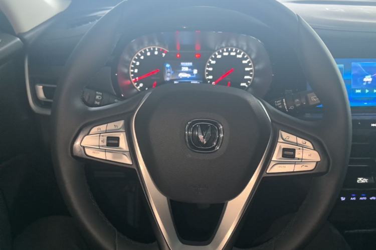 Used CHANGAN CS35PLUS 2021 Honor Million Edition 1.6L Manual Luxury Model Steering Wheel