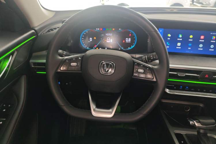 Used CHANGAN CS35PLUS 2021 Revised Version Blue Whale NE 1.4T DCT Luxury Edition Steering Wheel