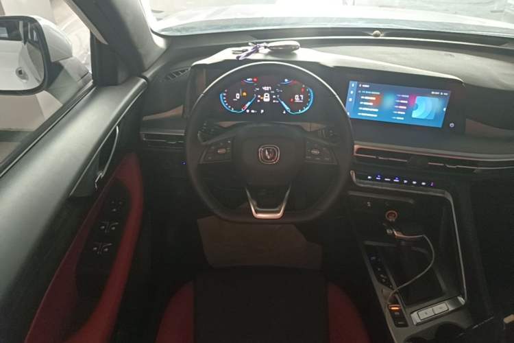 Used CHANGAN CS35PLUS 2021 Revised Version Blue Whale NE 1.4T DCT Luxury Edition Steering Wheel