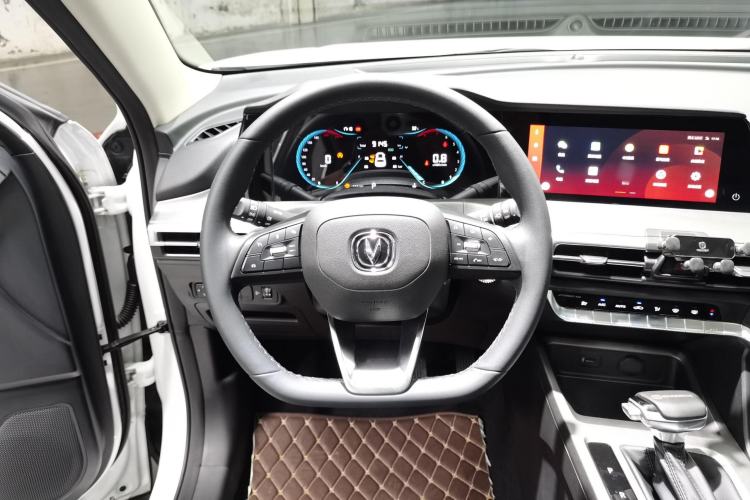 Used CHANGAN CS35PLUS 2021 Revised Version Blue Whale NE 1.4T DCT Luxury Edition Steering Wheel