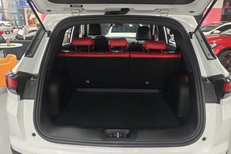 Used CHANGAN CS35PLUS 2021 Blue Whale NE 1.4T DCT Luxury Model Trunk