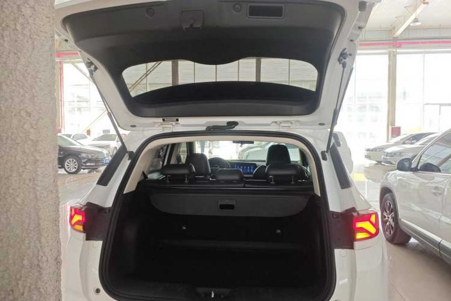 Used CHANGAN CS35PLUS 2021 Revised Version Blue Whale NE 1.4T DCT Luxury Edition Trunk