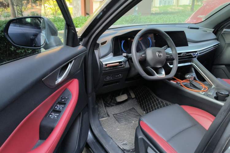 Used CHANGAN CS35PLUS 2022 Blue Whale NE 1.4T DCT Prestige Model Driver Seat