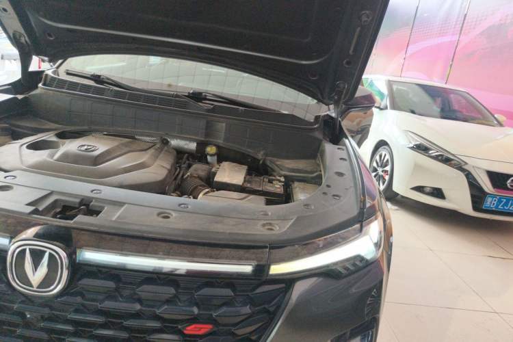 Used CHANGAN CS35PLUS 2022 Blue Whale NE 1.4T DCT Luxury Model Engine Bay Left