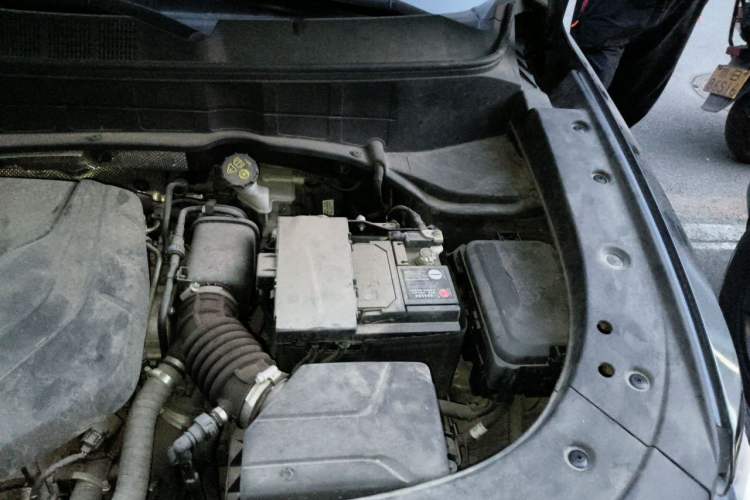 Used CHANGAN CS35PLUS 2022 Blue Whale NE 1.4T DCT Prestige Model Engine Bay Left