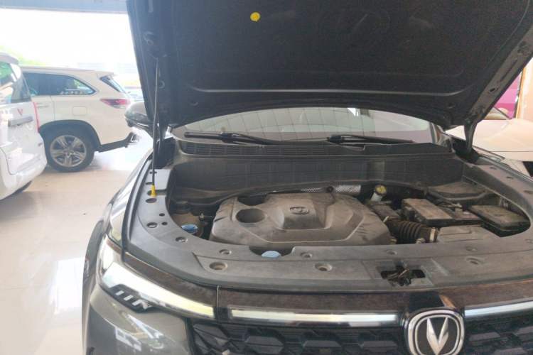 Used CHANGAN CS35PLUS 2022 Blue Whale NE 1.4T DCT Luxury Model Engine Bay Right