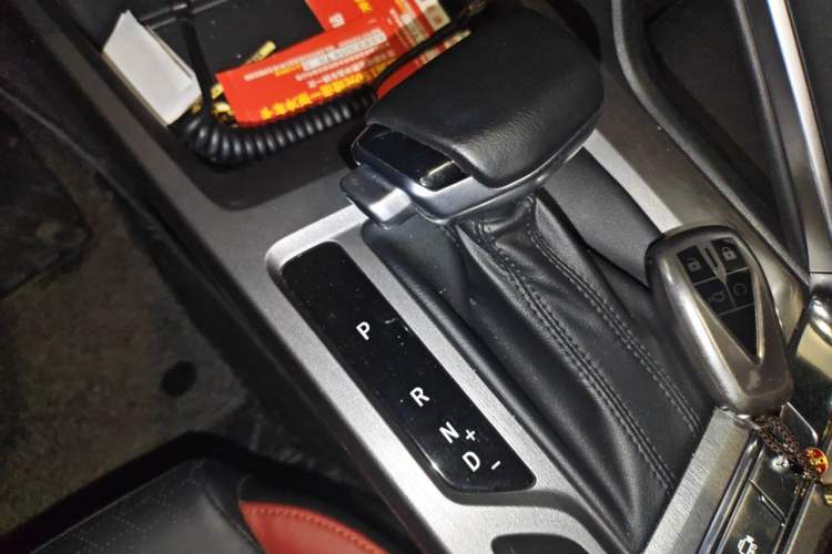 Used CHANGAN CS35PLUS 2022 Blue Whale NE 1.4T DCT Prestige Model Gear Lever