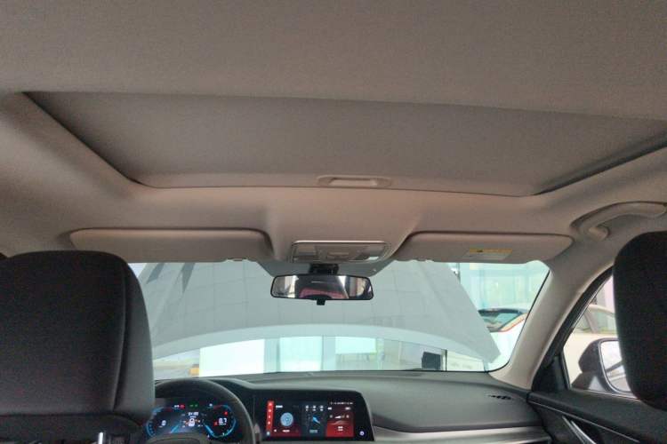 Used CHANGAN CS35PLUS 2022 Blue Whale NE 1.4T DCT Luxury Model Headliner