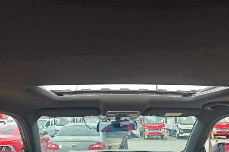 Used CHANGAN CS35PLUS 2022 Blue Whale NE 1.4T DCT Luxury Model Headliner