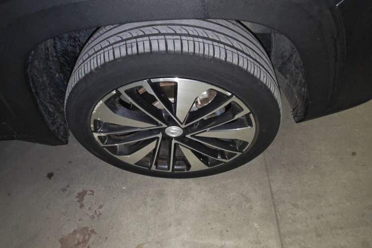 Used CHANGAN CS35PLUS 2022 Blue Whale NE 1.4T DCT Prestige Model Right Front Wheel Hub