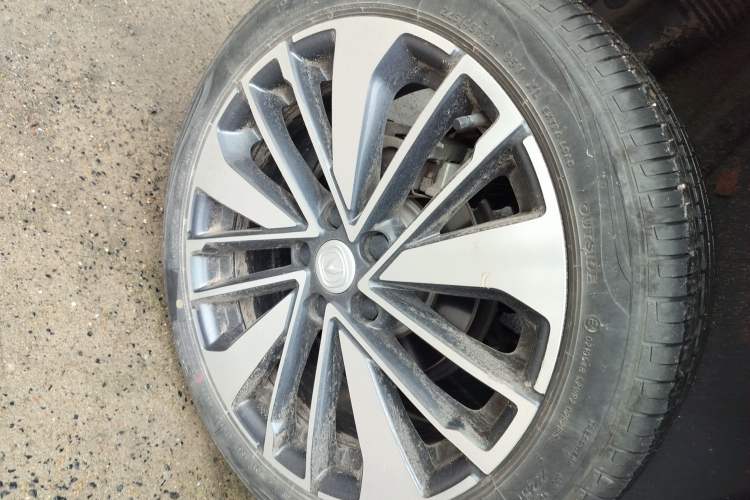 Used CHANGAN CS35PLUS 2022 Blue Whale NE 1.4T DCT Prestige Model Right Rear Wheel Hub