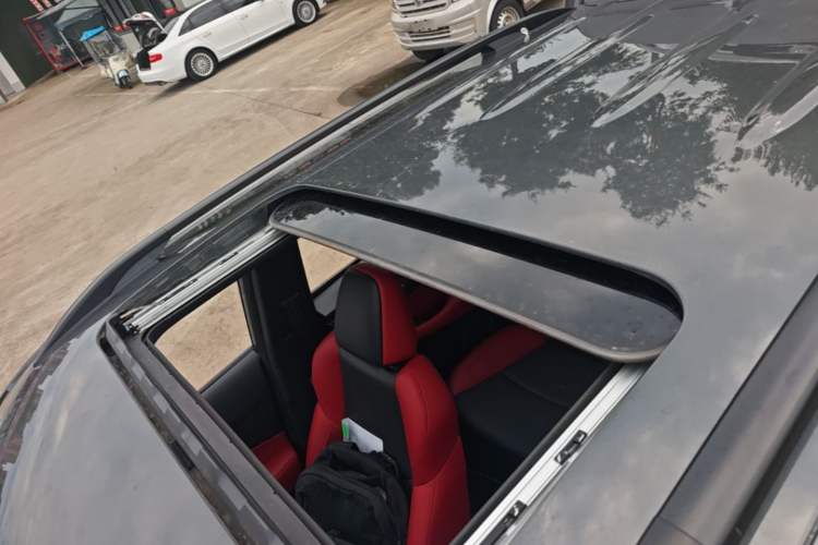 Used CHANGAN CS35PLUS 2022 Blue Whale NE 1.4T DCT Luxury Model Roof