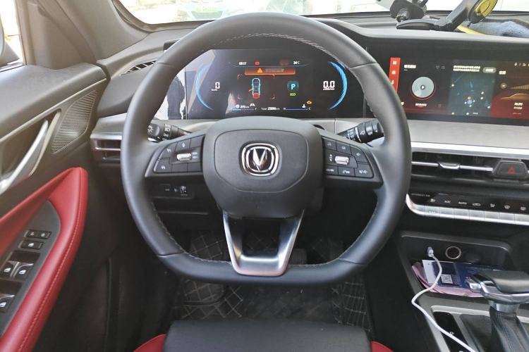 Used CHANGAN CS35PLUS 2022 Blue Whale NE 1.4T DCT Prestige Model Steering Wheel