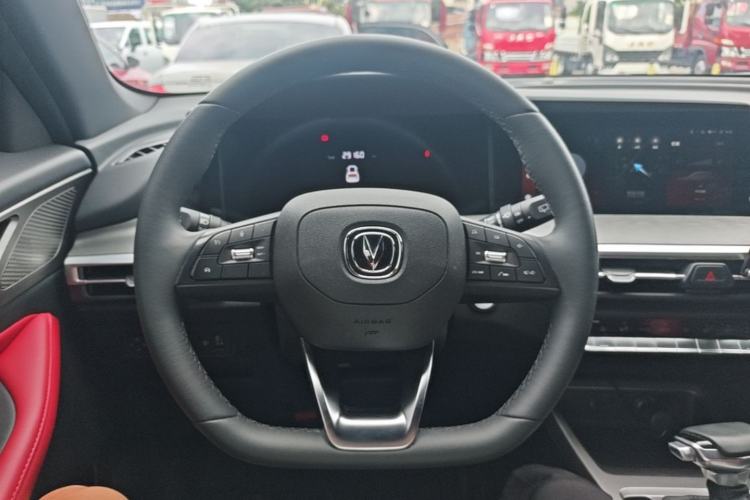 Used CHANGAN CS35PLUS 2022 Blue Whale NE 1.4T DCT Luxury Model Steering Wheel