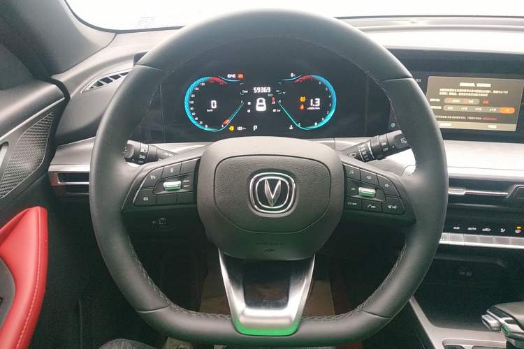 Used CHANGAN CS35PLUS 2022 Blue Whale NE 1.4T DCT Luxury Model Steering Wheel