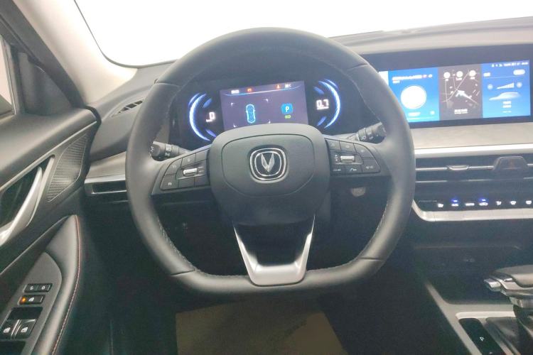 Used CHANGAN CS35PLUS 2022 Blue Whale NE 1.4T DCT Prestige Model Steering Wheel