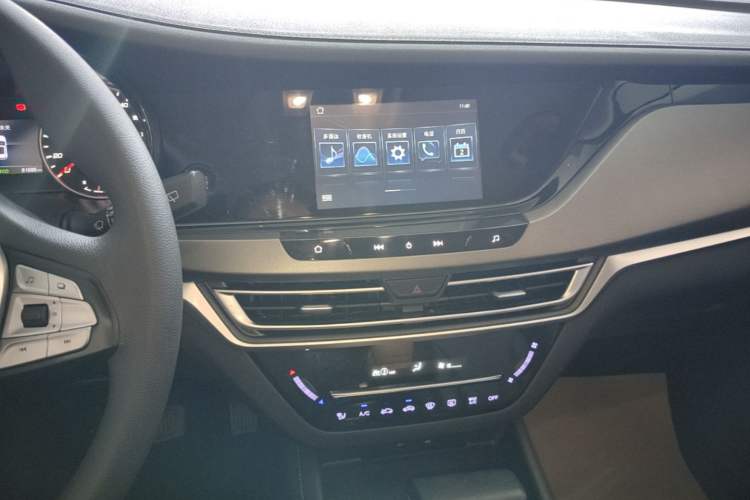 Used CHANGAN CS35PLUS 2022 1.6L CVT Elite Edition Audio And AC Panel