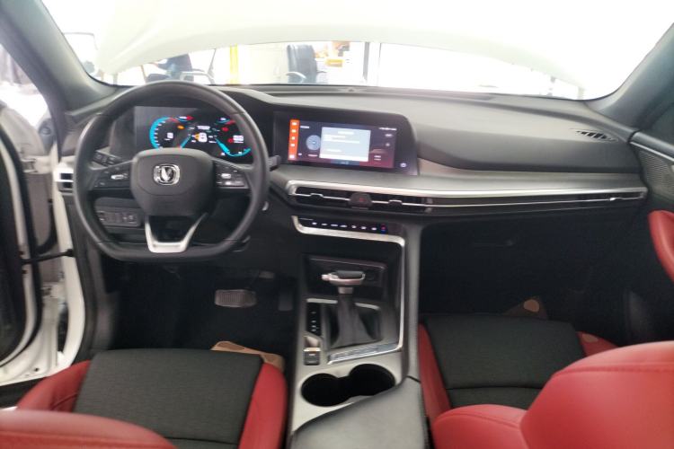 Used CHANGAN CS35PLUS 2022 Blue Whale NE 1.4T DCT Luxury Model Center Console