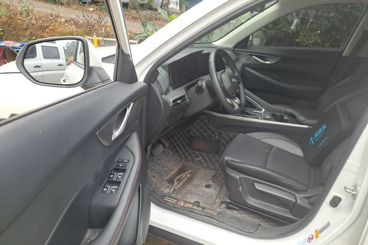 Used CHANGAN CS35PLUS 2022 Blue Whale NE 1.4T DCT Prestige Model Driver Seat