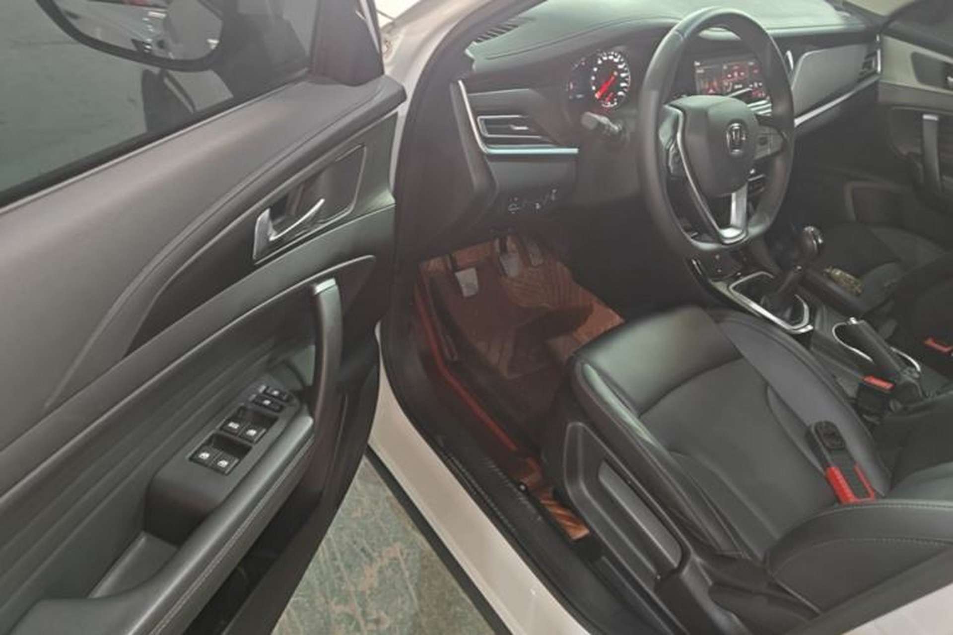 Used CHANGAN CS35PLUS 2022 1.6L Manual Luxury Edition Driver Seat