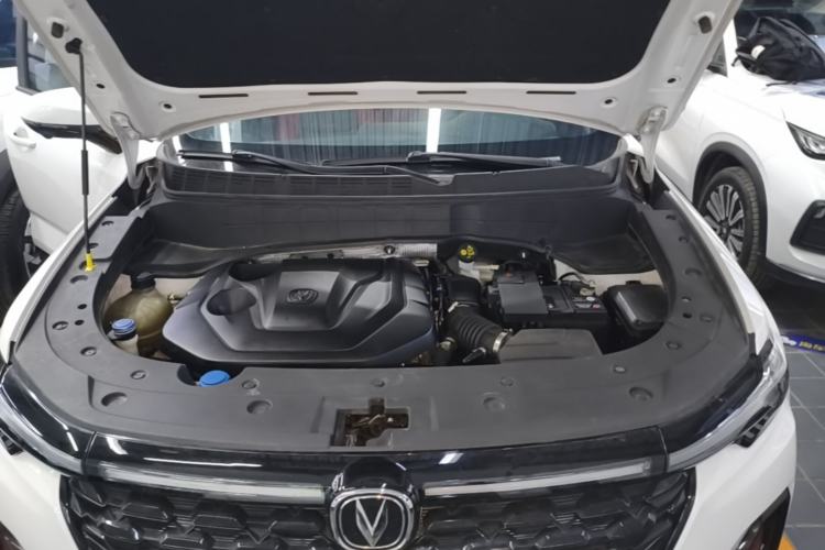 Used CHANGAN CS35PLUS 2022 Blue Whale NE 1.4T DCT Luxury Model Engine Bay