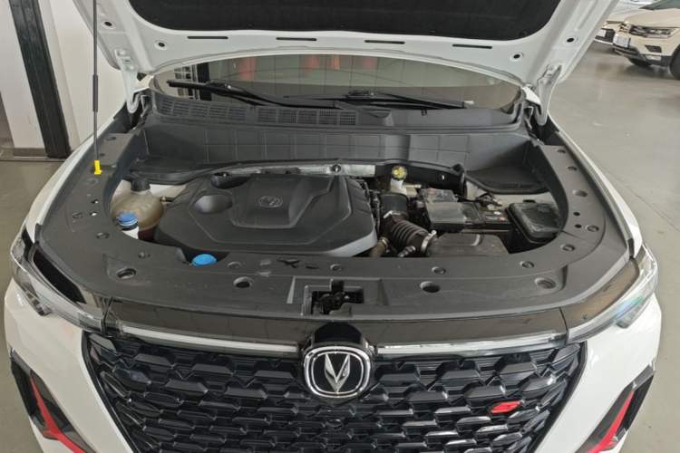 Used CHANGAN CS35PLUS 2022 Blue Whale NE 1.4T DCT Luxury Model Engine Bay