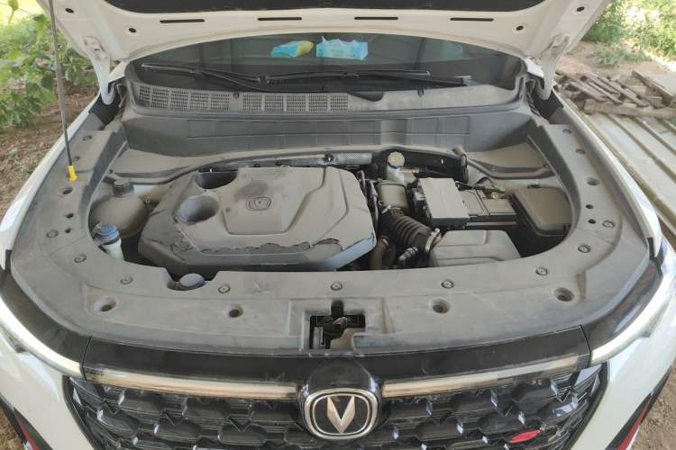 Used CHANGAN CS35PLUS 2022 Blue Whale NE 1.4T DCT Luxury Model Engine Bay